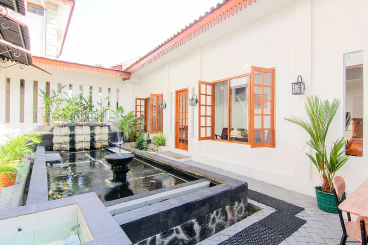 S5 Guest House Yogyakarta Exterior foto