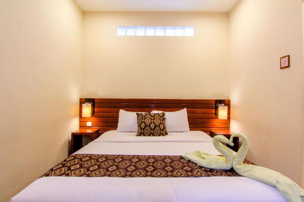S5 Guest House Yogyakarta Exterior foto